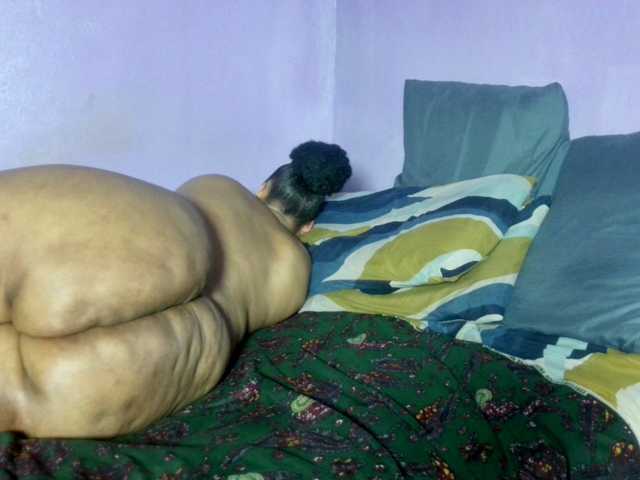 Big-Ass-Wilma's BongaCams show and profile