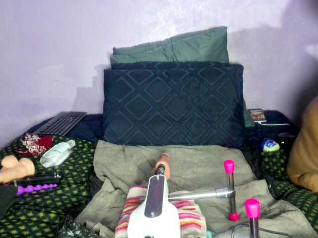 Big-Ass-Wilma's BongaCams show and profile