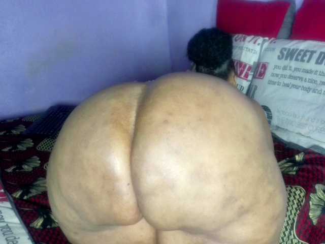 Big-Ass-Wilma's BongaCams show and profile