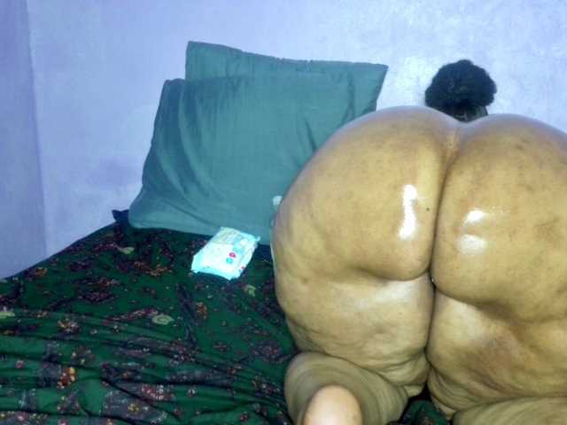 Big-Ass-Wilma from BongaCams is Freechat