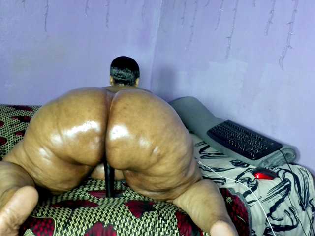 Big-Ass-Wilma webcam