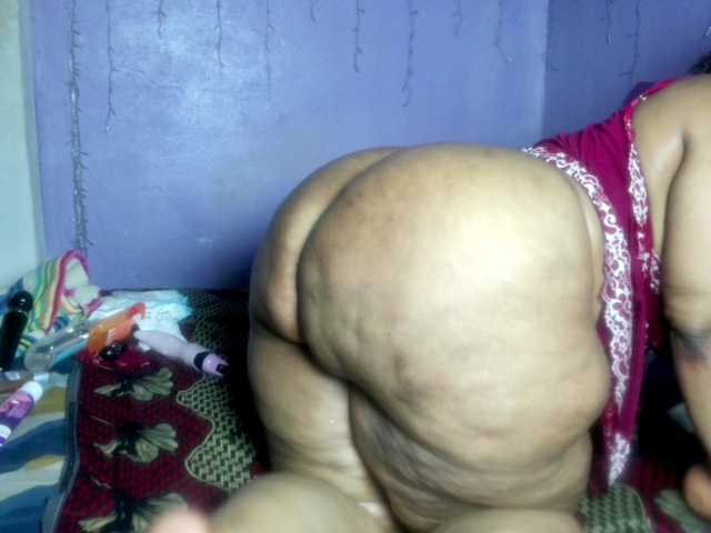 Big-Ass-Wilma's BongaCams show and profile