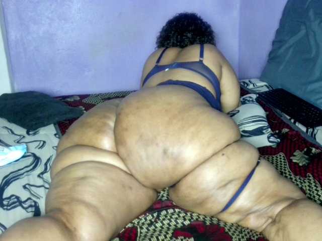 Big-Ass-Wilma's BongaCams show and profile