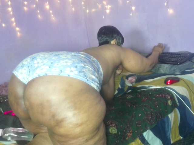 Big-Ass-Wilma webcam bongacams model stream image