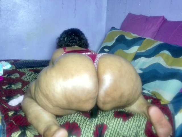 Big-Ass-Wilma's BongaCams show and profile