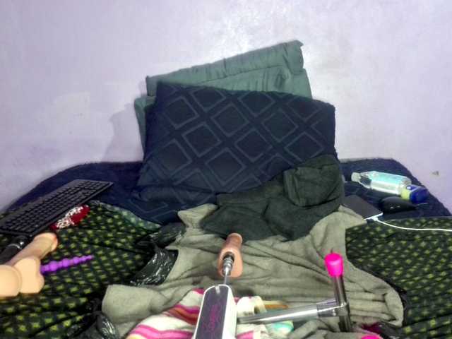 Big-Ass-Wilma's BongaCams show and profile