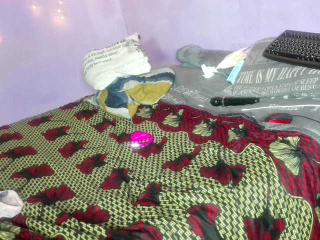 Big-Ass-Wilma's BongaCams show and profile