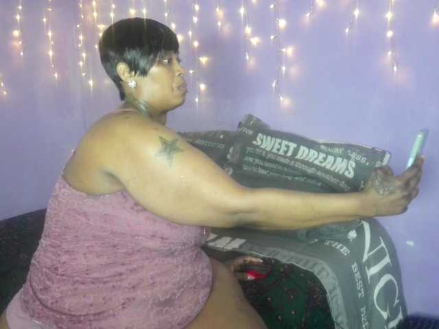 Big-Ass-Wilma webcam bongacams model stream image