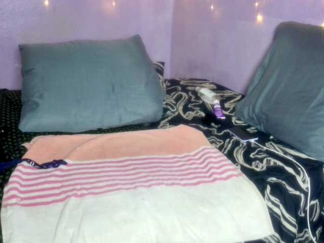 Big-Ass-Wilma's BongaCams show and profile