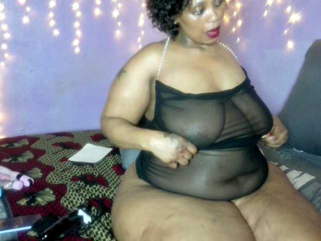 Big-Ass-Wilma's BongaCams show and profile