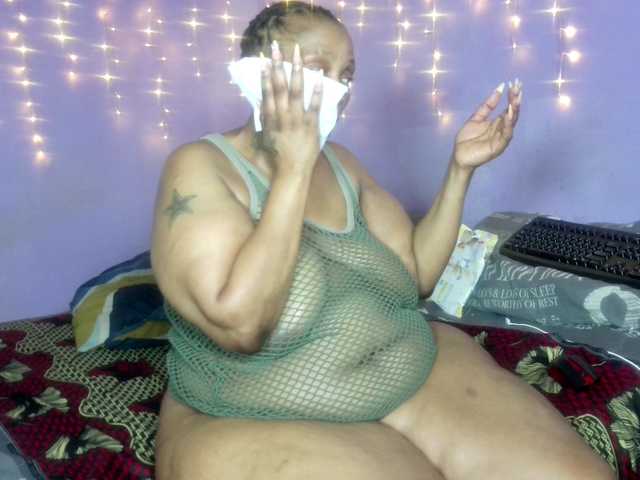 Big-Ass-Wilma's BongaCams show and profile