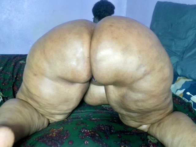 Big-Ass-Wilma from BongaCams is Freechat