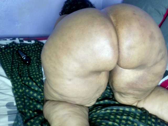 Big-Ass-Wilma's BongaCams show and profile