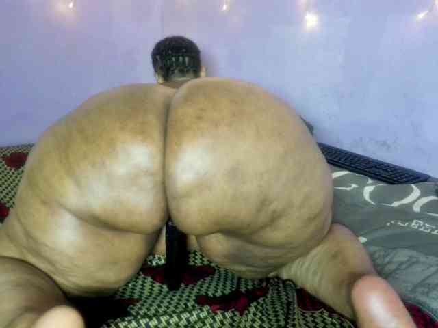 Big-Ass-Wilma webcam