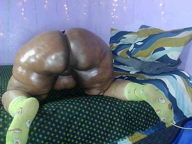 Big-Ass-Wilma webcam