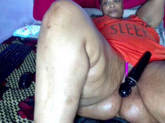 Big-Ass-Wilma webcam