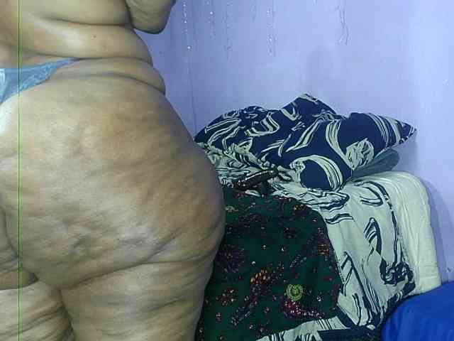 Big-Ass-Wilma webcam