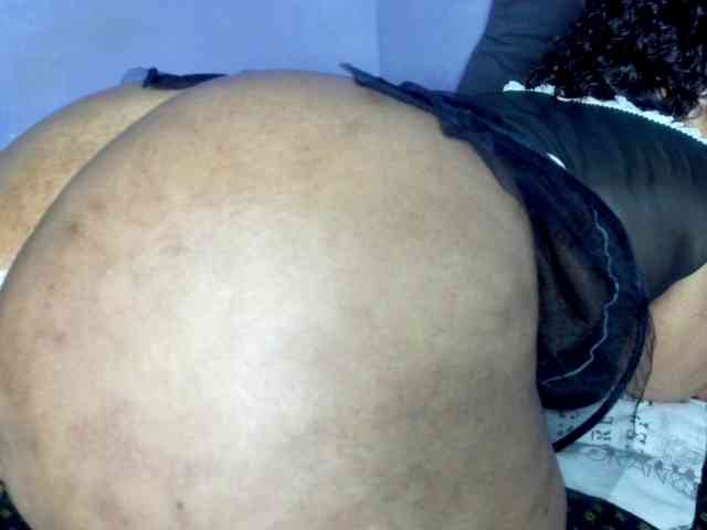 Big-Ass-Wilma webcam