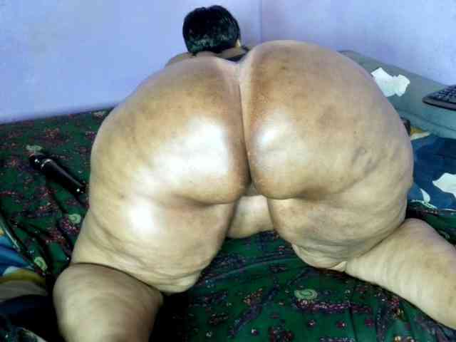 Big-Ass-Wilma webcam