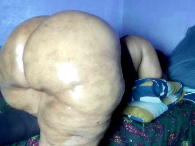 Big-Ass-Wilma webcam