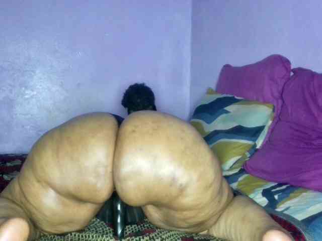 Big-Ass-Wilma webcam