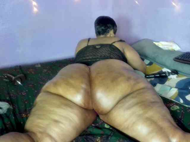 Big-Ass-Wilma webcam