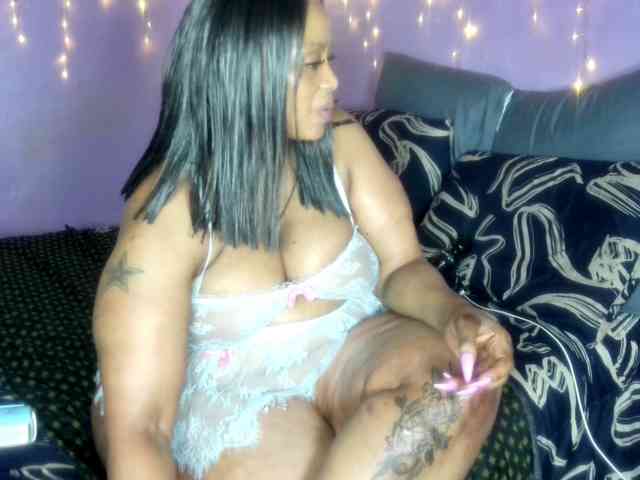 Big-Ass-Wilma webcam