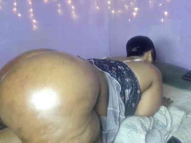 Big-Ass-Wilma webcam