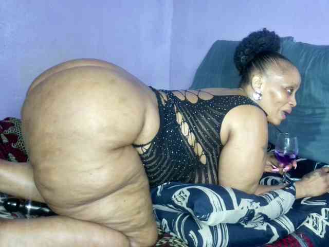 Big-Ass-Wilma webcam