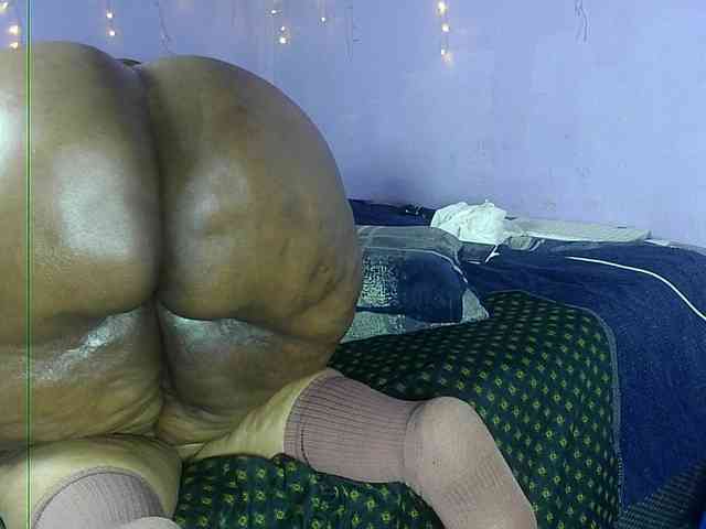 Big-Ass-Wilma webcam