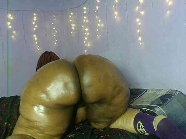 Big-Ass-Wilma webcam