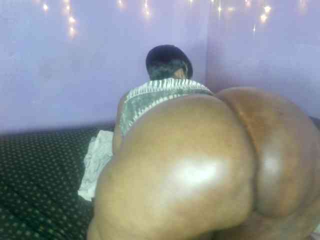 Big-Ass-Wilma webcam