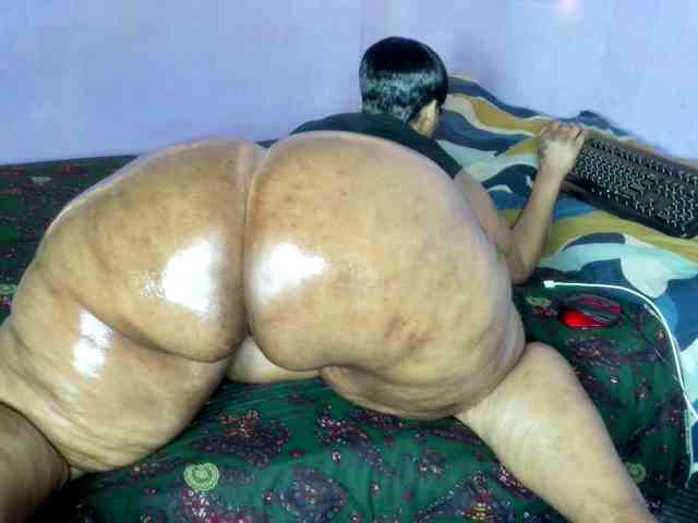 Big-Ass-Wilma webcam