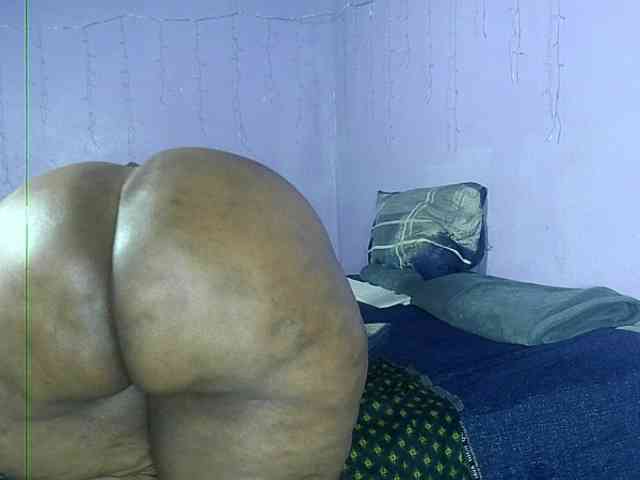 Big-Ass-Wilma webcam