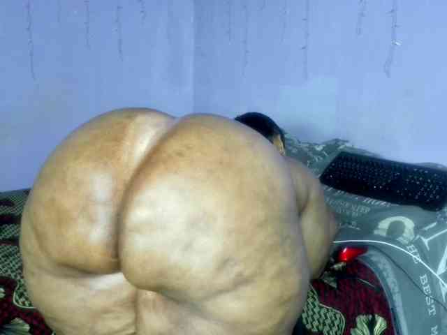 Big-Ass-Wilma webcam