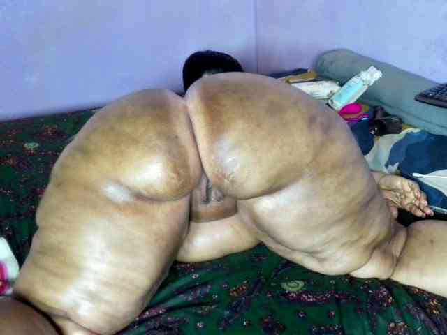 Big-Ass-Wilma webcam