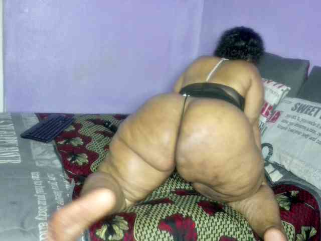 Big-Ass-Wilma webcam