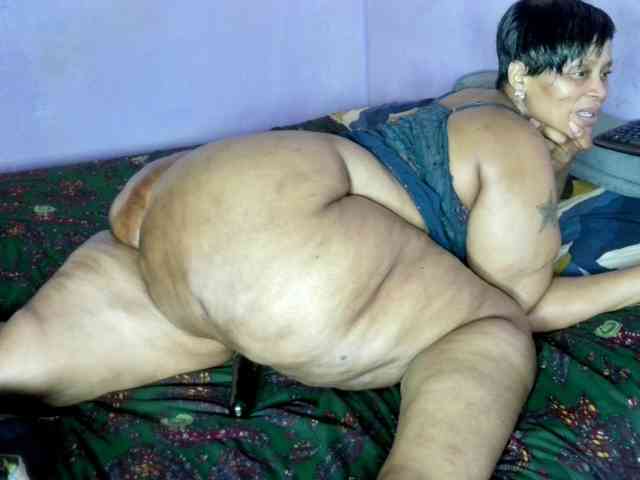 Big-Ass-Wilma webcam