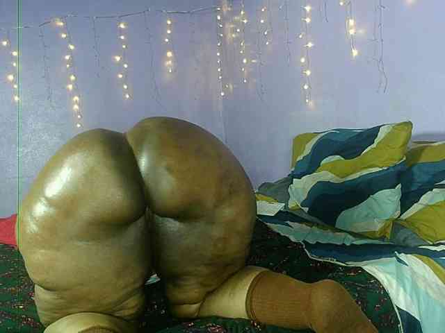 Big-Ass-Wilma webcam