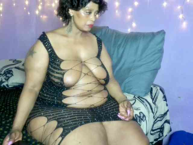 Big-Ass-Wilma webcam