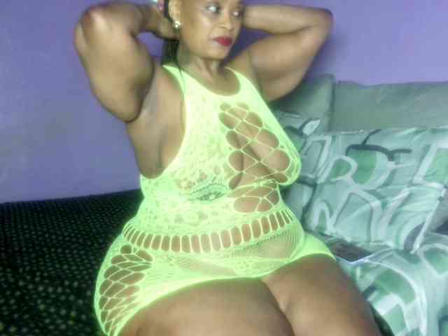 Big-Ass-Wilma webcam