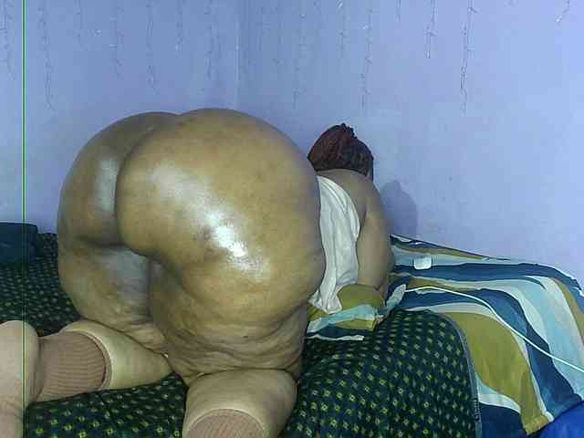 Big-Ass-Wilma webcam
