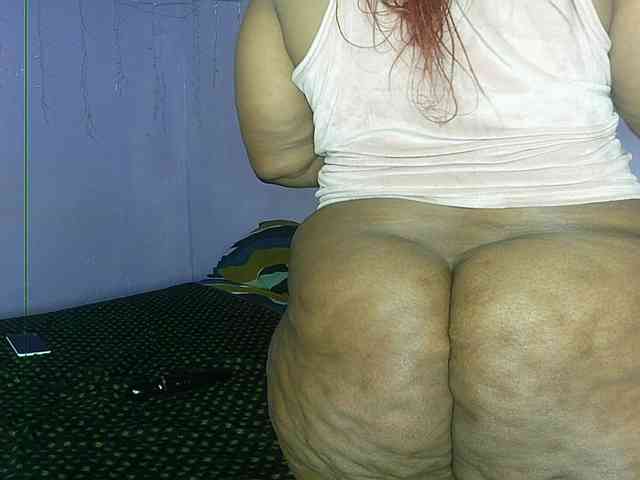 Big-Ass-Wilma webcam