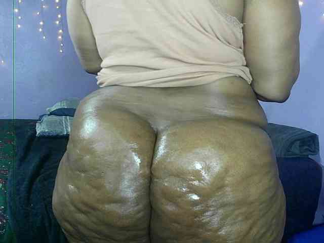 Big-Ass-Wilma webcam