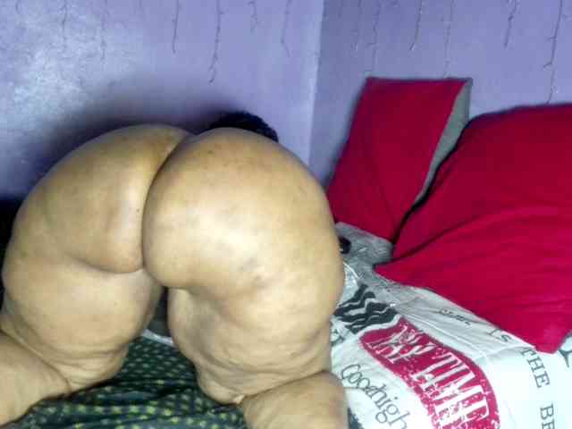 Big-Ass-Wilma webcam