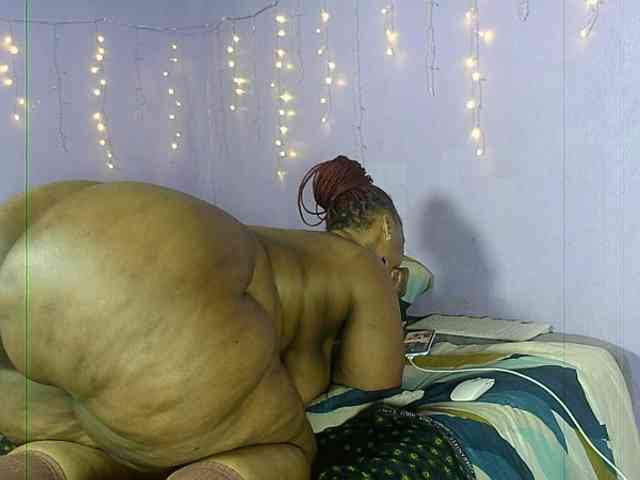 Big-Ass-Wilma webcam