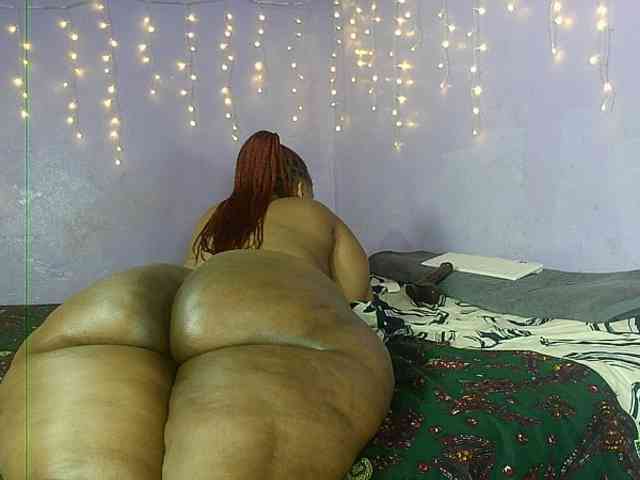 Big-Ass-Wilma webcam