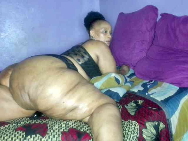 Big-Ass-Wilma webcam