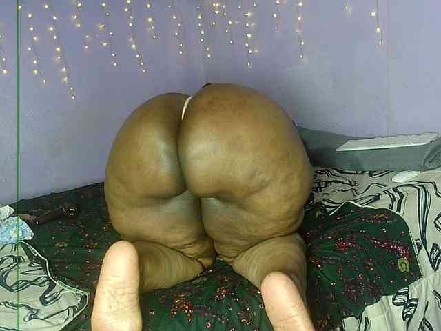 Big-Ass-Wilma webcam