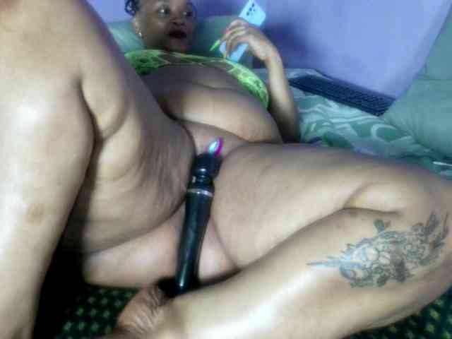 Big-Ass-Wilma webcam